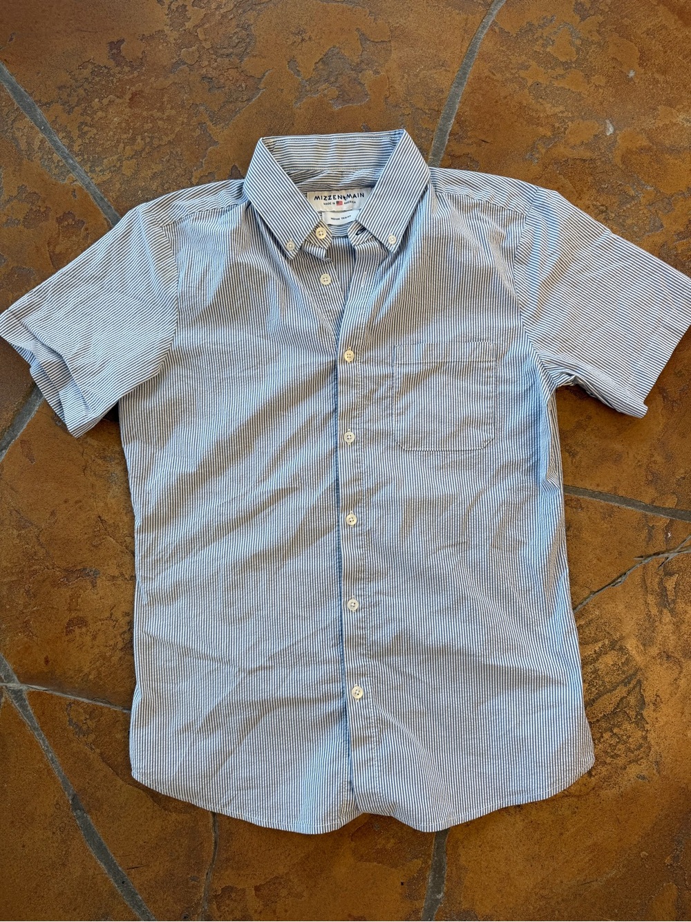 Mizzen+Main Light Blue Micro-Stripe Short Sleeve Button-Down Shirt